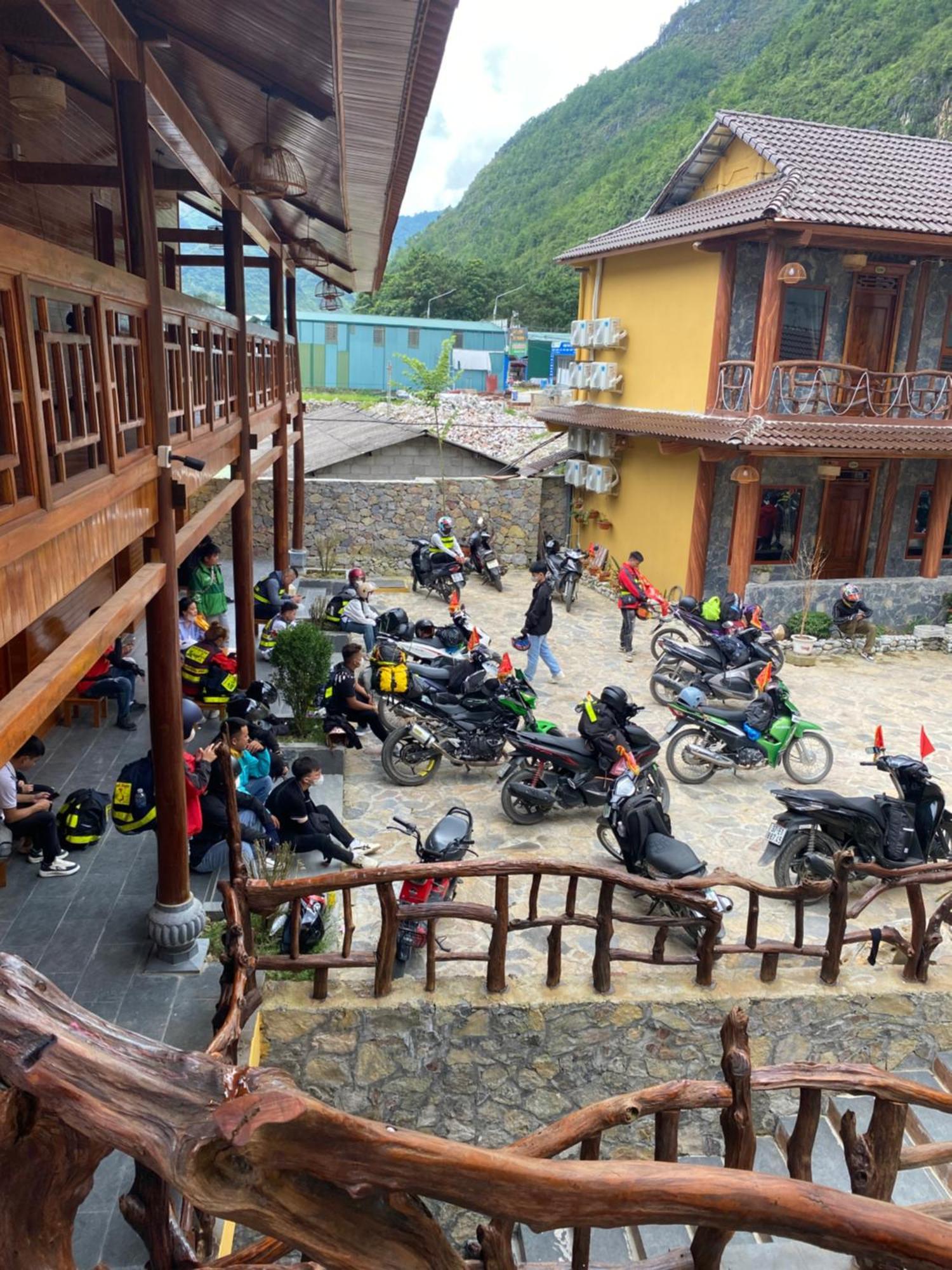 Cao Nguyen Da Homestay Meo Vac ภายนอก รูปภาพ